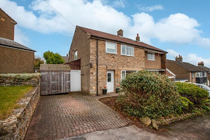 3 Bedroom Semi Detached House For Sale In Stanley Grove, Richmond, DL10