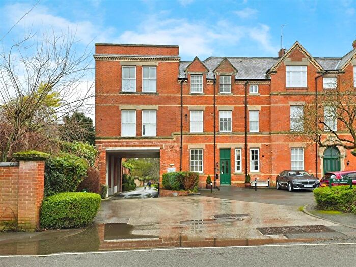 2 Bedroom Apartment For Sale In High Street, Repton, DE65