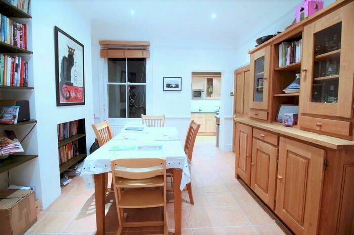 4 Bedroom Terraced House To Rent In Warwick Road, New Southgate, London, N11