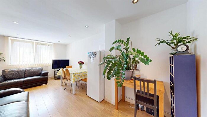 1 Bedroom Apartment To Rent In Seyssel Street, Isle Of Dogs, London, E14