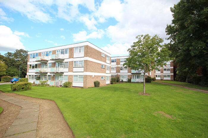 3 Bedroom Flat For Sale In Talisman Way, Wembley, Middlesex, HA9
