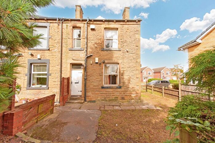 1 Bedroom End Of Terrace House For Sale In Peel Street, Morley, Leeds, LS27