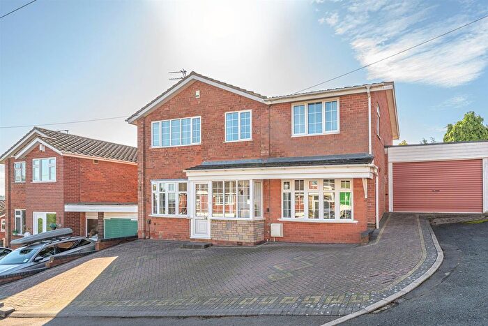 4 Bedroom Detached House For Sale In The Rise, Kingswinford, DY6
