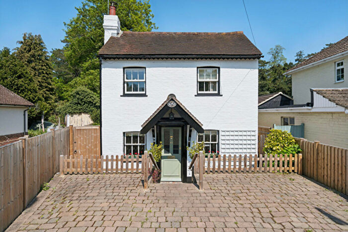 2 Bedroom House For Sale In Silwood Road, Ascot, SL5
