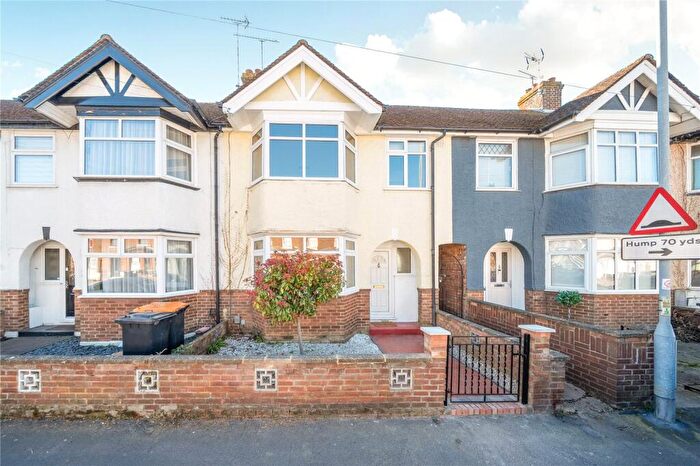 3 Bedroom Terraced House For Sale In Union Street, Dunstable, Bedfordshire, LU6