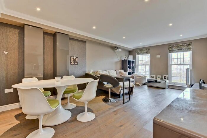 1 Bedroom Flat To Rent In High Street, Esher, KT10