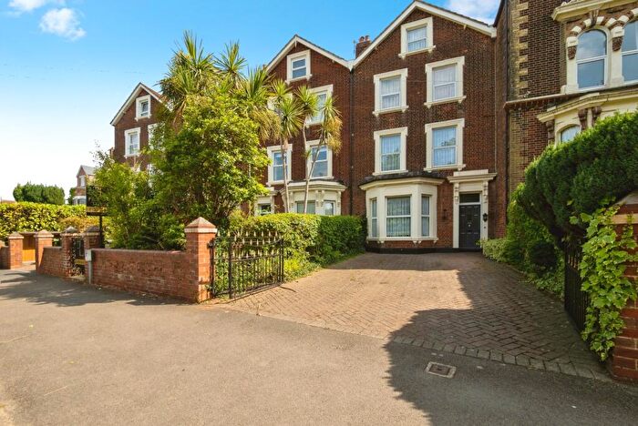 7 Bedroom Terraced House For Sale In Polsloe Road, Exeter, Devon, EX1