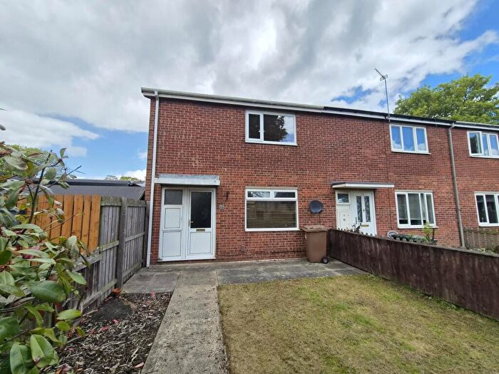 2 Bedroom Terraced House To Rent In Chirton Hill Drive, North Shields, NE29