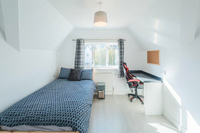 1 Bedroom House Of Multiple Occupation To Rent In Lawrence Road, Cirencester, Gloucestershire, GL7
