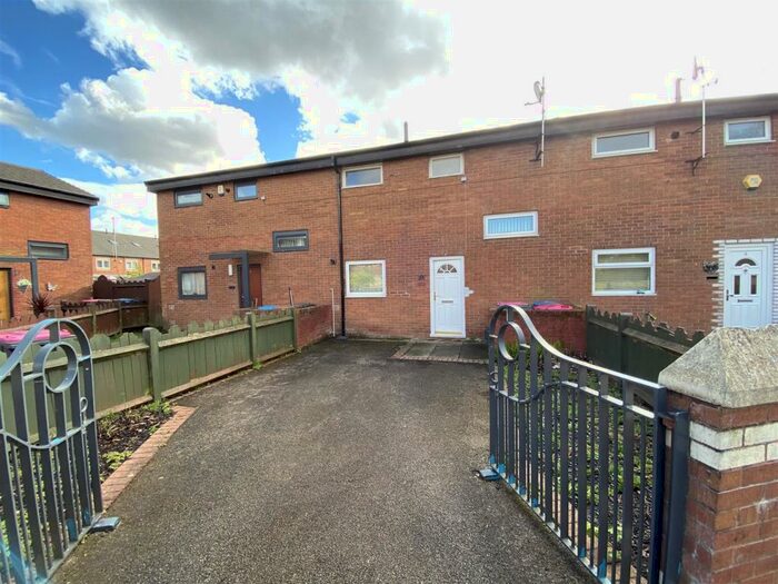 3 Bedroom Terraced House To Rent In Cotterill Street, Salford, M6