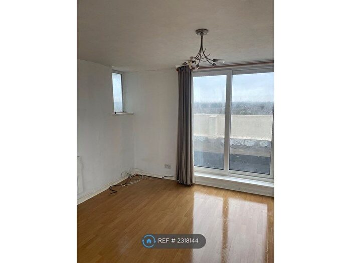 2 Bedroom Flat To Rent In Goldington Green, Bedford, MK41