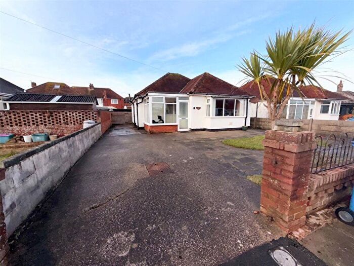 2 Bedroom Bungalow For Sale In Lanefield Drive, Thornton-Cleveleys, Lancashire, FY5