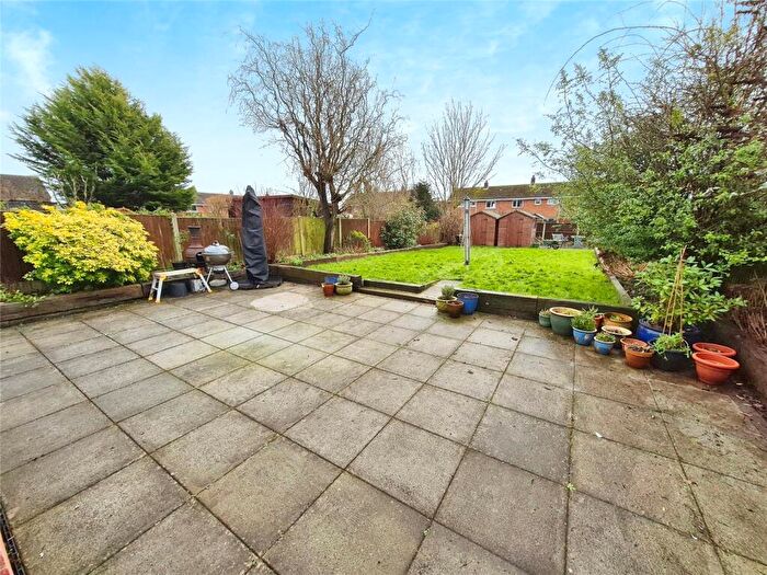 3 Bedroom End Of Terrace House For Sale In Rutland Way, Scampton, Lincoln, Lincolnshire, LN1