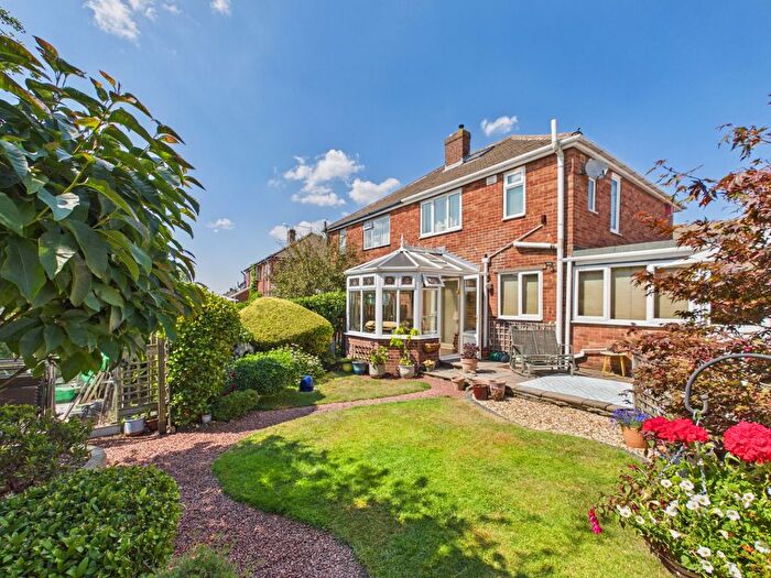 3 Bedroom Semi-Detached House For Sale In Salisbury Avenue, Dronfield, Derbyshire, S18