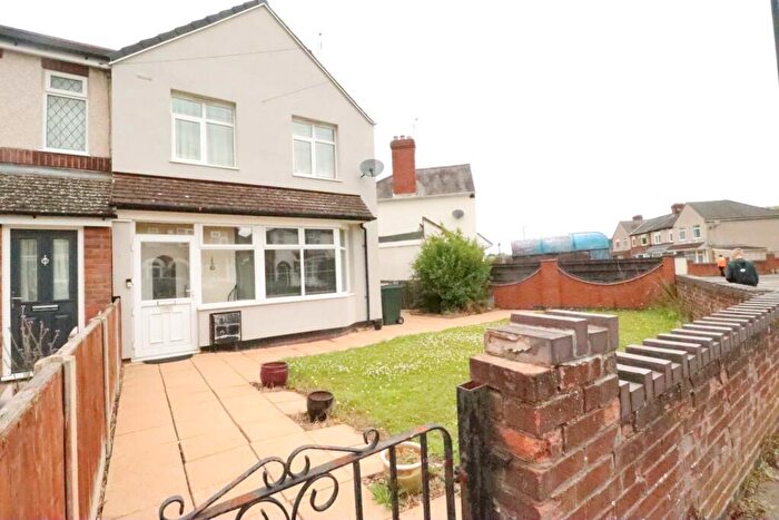 3 Bedroom End Of Terrace House To Rent In The Avenue, Coventry, CV3