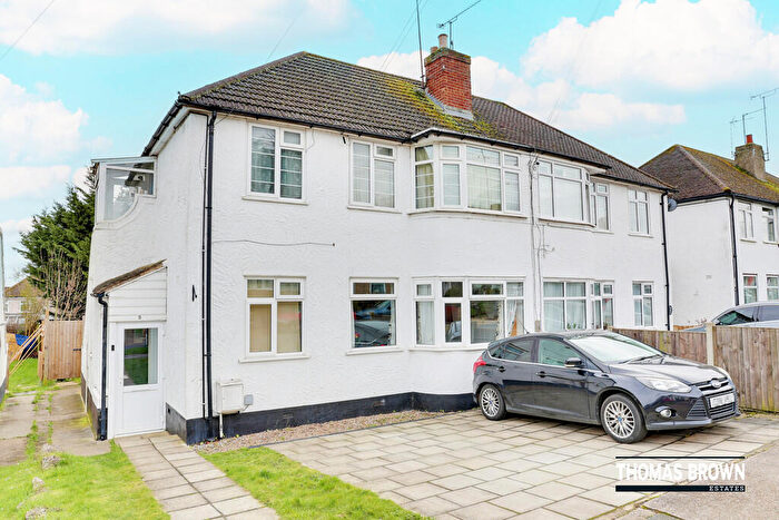 2 Bedroom Ground Maisonette For Sale In Barnesdale Crescent, Orpington, BR5