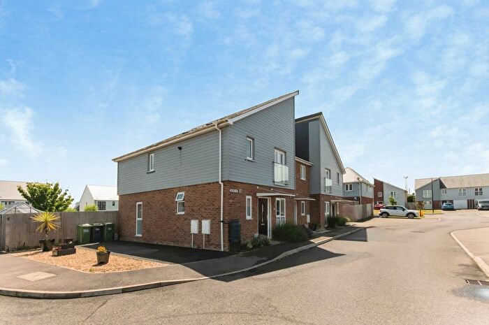 3 Bedroom End Of Terrace House For Sale In Cornflower Crescent, Polegate, East Sussex, BN26