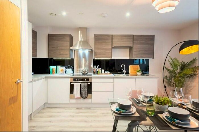 3 Bedroom Apartment To Rent In The Forge Newcastle Upon Tyne, NE1