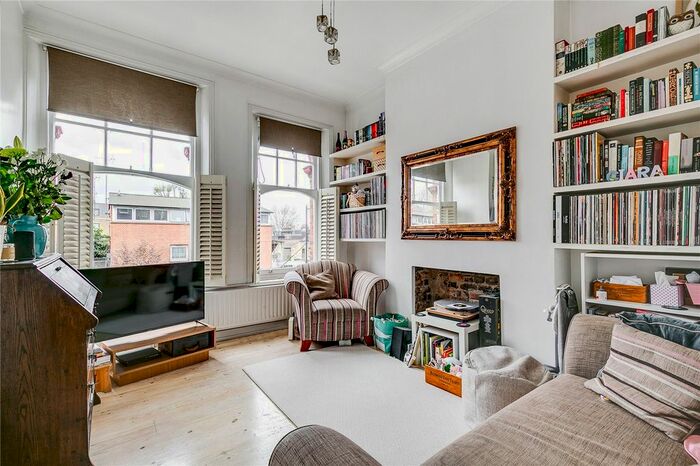 2 Bedroom Flat To Rent In Highbury Park, London, N5