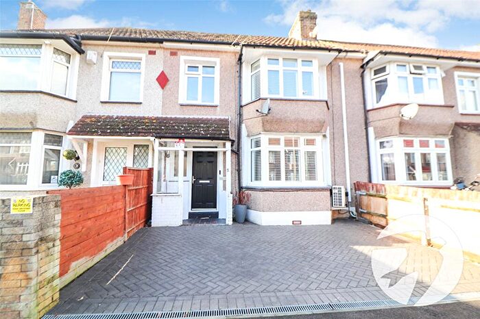 3 Bedroom Terraced House For Sale In Hind Crescent, Erith, DA8
