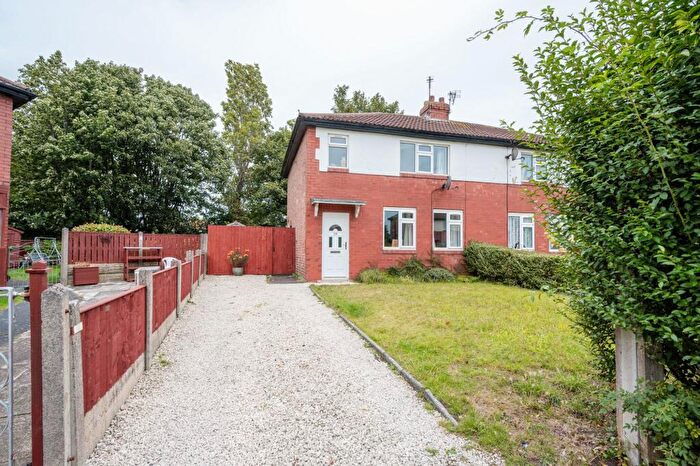 3 Bedroom Semi-Detached House For Sale In Shaws Avenue, Southport, PR8