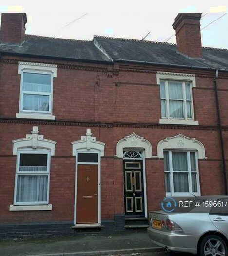 3 Bedroom Terraced House To Rent In Park Street, Kidderminster, DY11