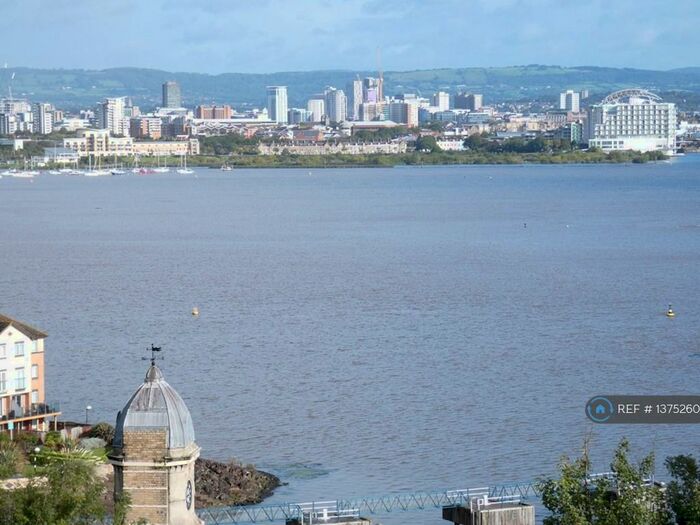 2 Bedroom Maisonette To Rent In Dyfed, Penarth, CF64