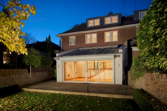 5 Bedroom Semi-Detached House To Rent In Springfield Road, London, NW8