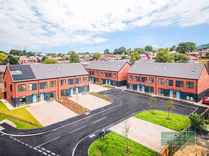 4 Bedroom Town House For Sale In The Dovedale, Thistledowns, Nicholson Close, Macclesfield, SK10