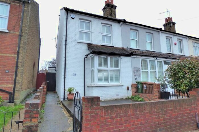 2 Bedroom End Of Terrace House To Rent In Bourne Road, Bexley, Kent, DA5