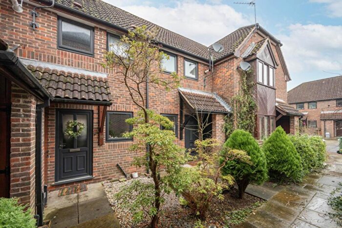 1 Bedroom Terraced House For Sale In Kingsmead Place, Horsham, RH12