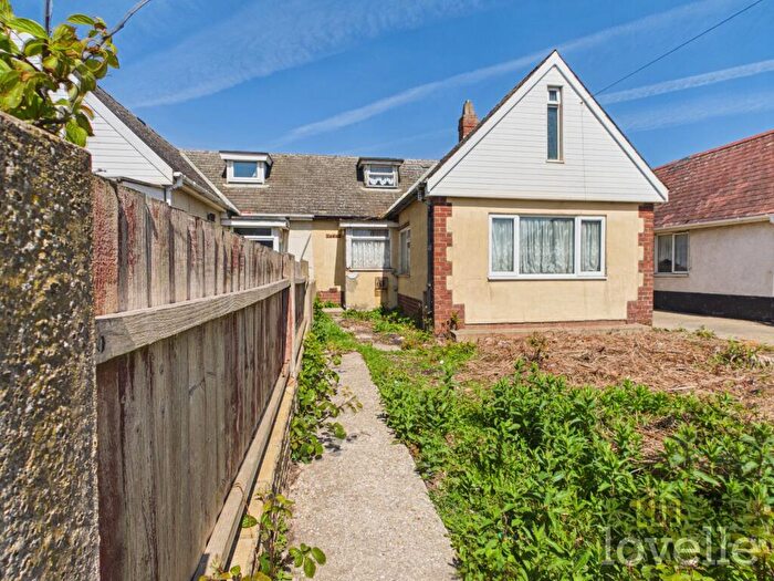 2 Bedroom Semi-Detached Bungalow For Sale In Radio St Peters, Trusthorpe, LN12
