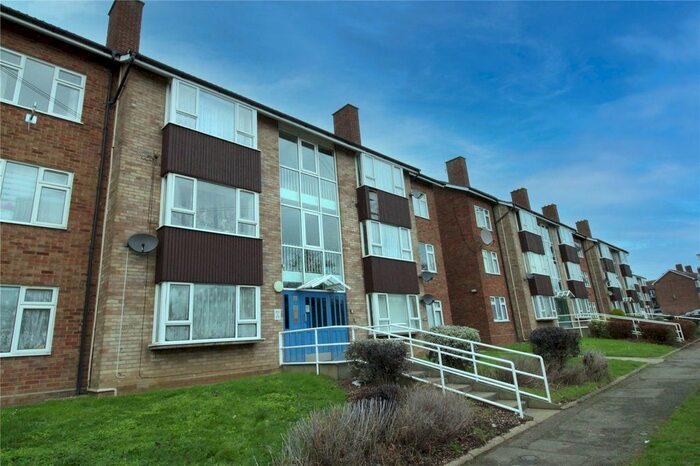 2 Bedroom Flat To Rent In Birkfield Drive, Ipswich IP2