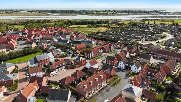 3 Bedroom Town House For Sale In Wilfreds Way, Brightlingsea, Colchester, CO7