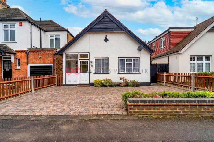 1 Bedroom House To Rent In Avenue Road, Pinner, Middlesex, HA5