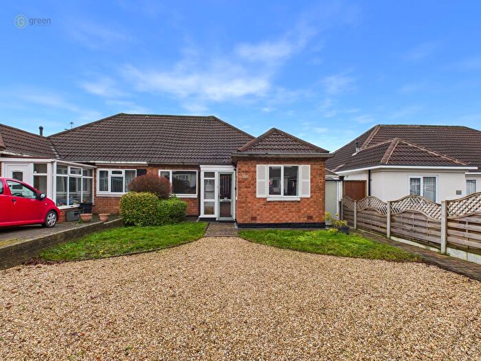 3 Bedroom Semi-Detached Bungalow For Sale In Orton Avenue, Sutton Coldfield, B76