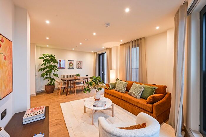 1 Bedroom Flat To Rent In The Eades, Walthamstow, E17