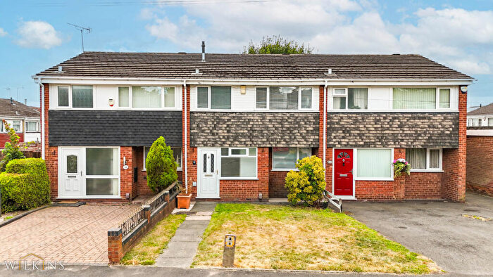 3 Bedroom House To Rent In Templemore Drive, Birmingham, West Midlands, B43