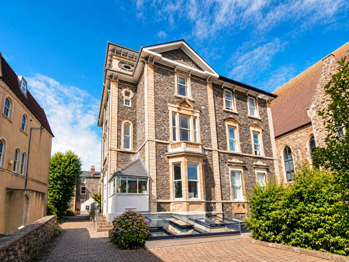 2 Bedroom Flat To Rent In Oakfield Grove, Clifton, BS8