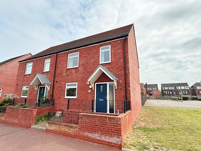 3 Bedroom Semi Detached House For Sale In Royal Britannia, Nelson Road North, Great Yarmouth, NR30