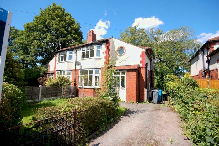 3 Bedroom Semi-Detached House To Rent In Parrs Wood Avenue, Didsbury, M20