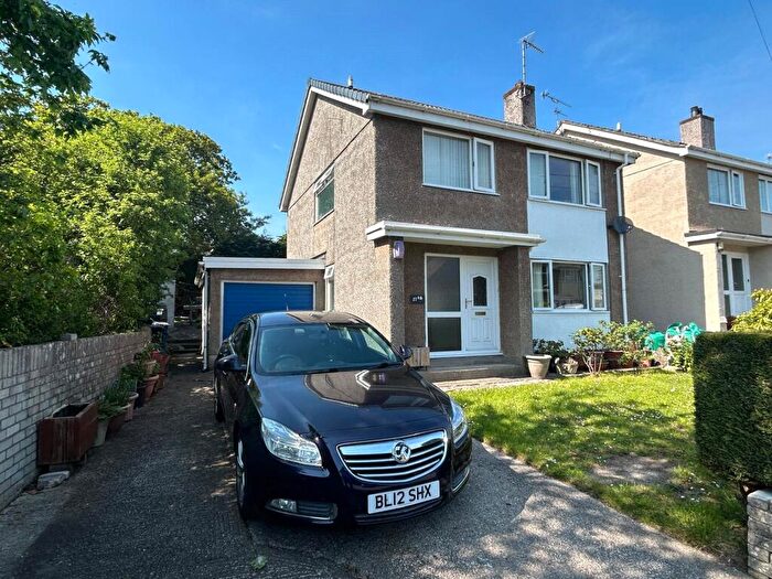 3 Bedroom Semi-Detached House For Sale In Carreg Y Gad Estate, Ffordd Penmynydd, Llanfairpwllgwyngyll, Isle Of Anglesey, LL61