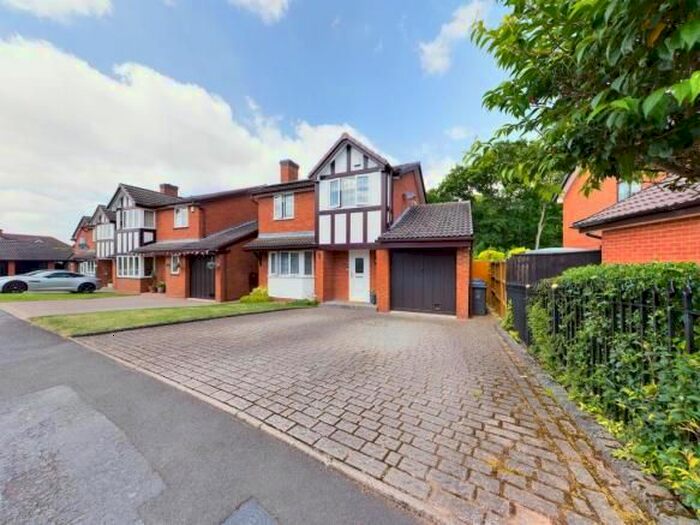 4 Bedroom Detached House For Sale In Old Manor Close, Drayton Bassett, Tamworth, B78