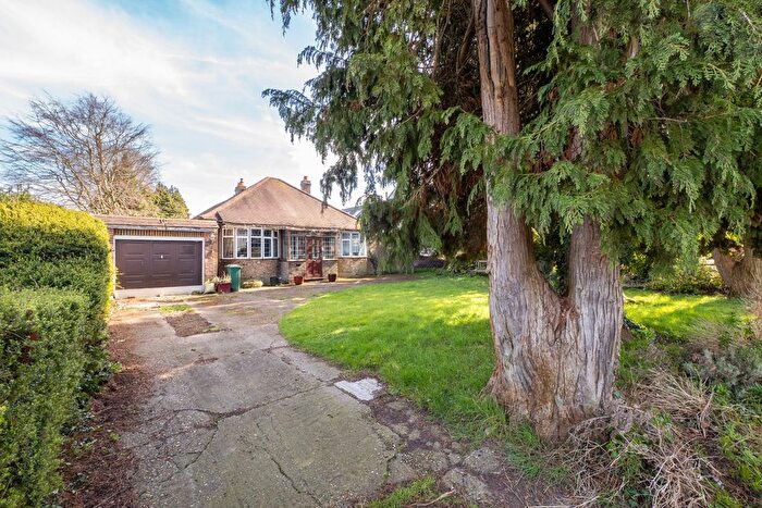 3 Bedroom Bungalow For Sale In South Drive, Banstead, Surrey, SM7
