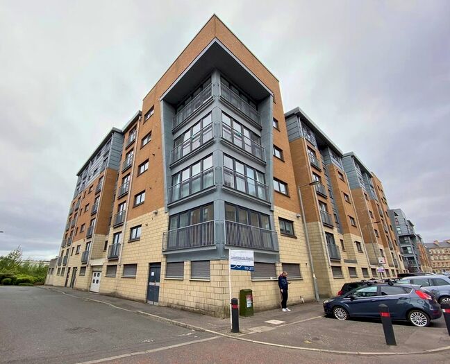 1 Bedroom Flat To Rent In Barrland Court, Pollokshields, Glasgow, G41