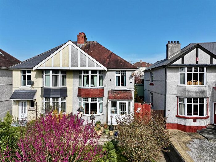 3 Bedroom Semi Detached House For Sale In Plympton, Plymouth, PL7