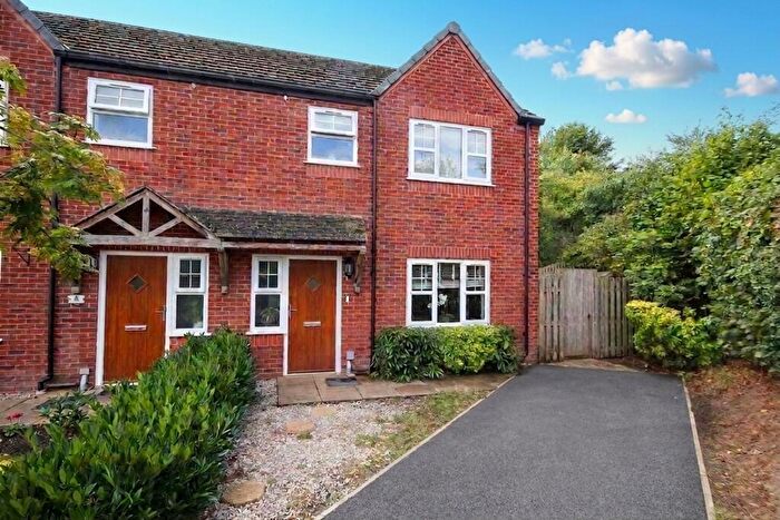 2 Bedroom Semi-Detached House For Sale In Poole Field, Little Leigh, CW8