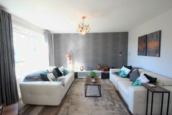 2 Bedroom Flat To Rent In Marnoch Way, Moodiesburn, North Lanarkshire, G69