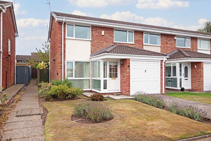 3 Bedroom Semi-detached House For Sale In Manion Close, Lydiate, L31