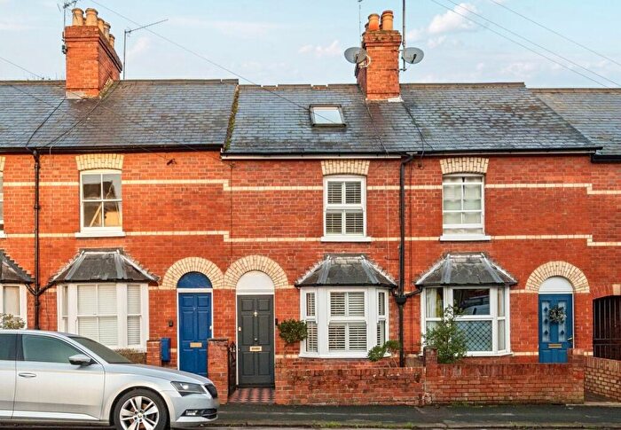3 Bedroom Terraced House For Sale In Park Road, Henley-on-Thames, Oxfordshire, RG9